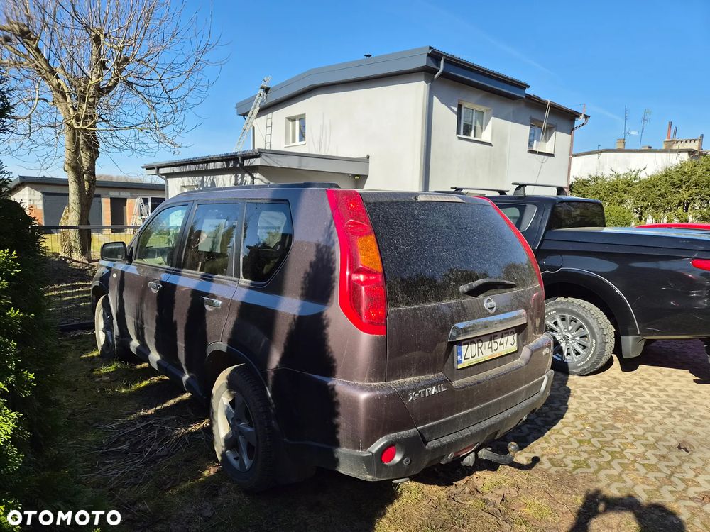 Nissan X-Trail 2.0 dCi XE - 10