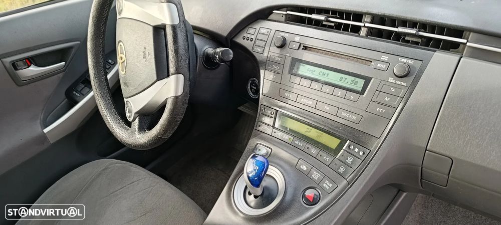 Toyota Prius 1.8 - 15