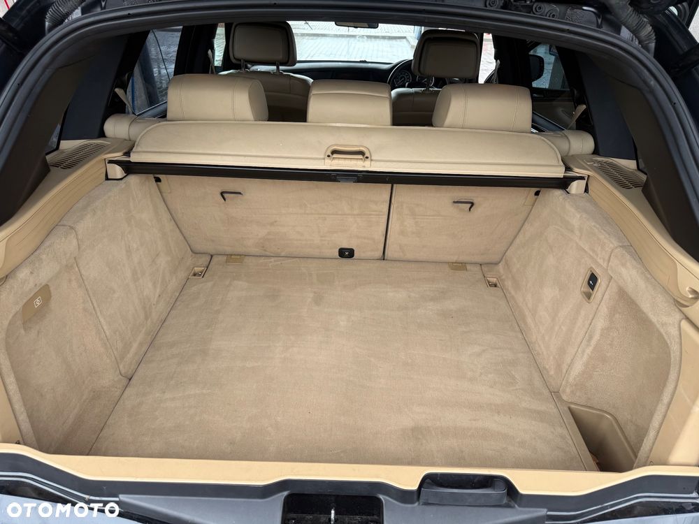 BMW X5 xDrive30d - 16