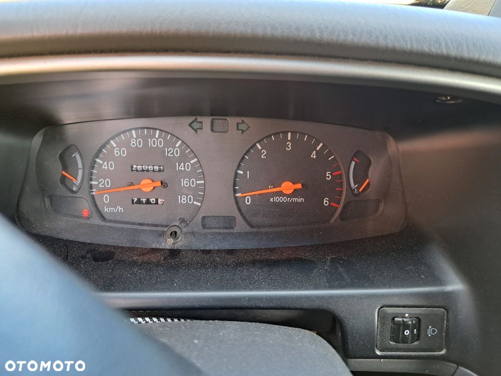 Mitsubishi L200 2006 photo 5