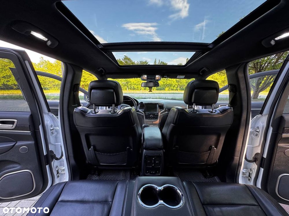 Jeep Grand Cherokee 3.0 CRD Overland Summit EU6 - 28
