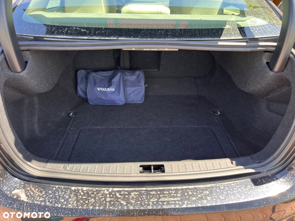 Volvo S60 D3 Geartronic Momentum - 19