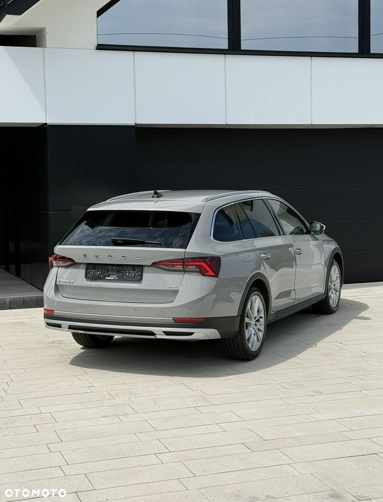 Skoda Octavia 2.0 TDI DSG 4x4 Scout First Edition - 28
