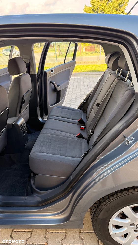 Volkswagen Golf Plus 1.6 Comfortline - 13