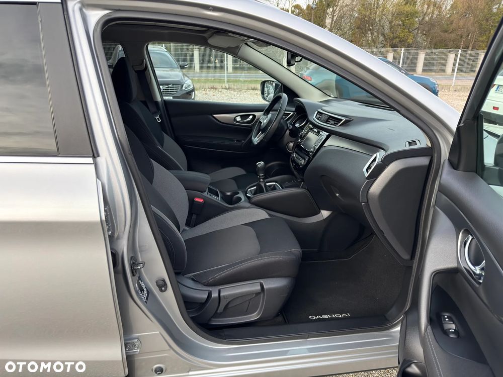 Nissan Qashqai 1.6 DIG-T 360 - 18