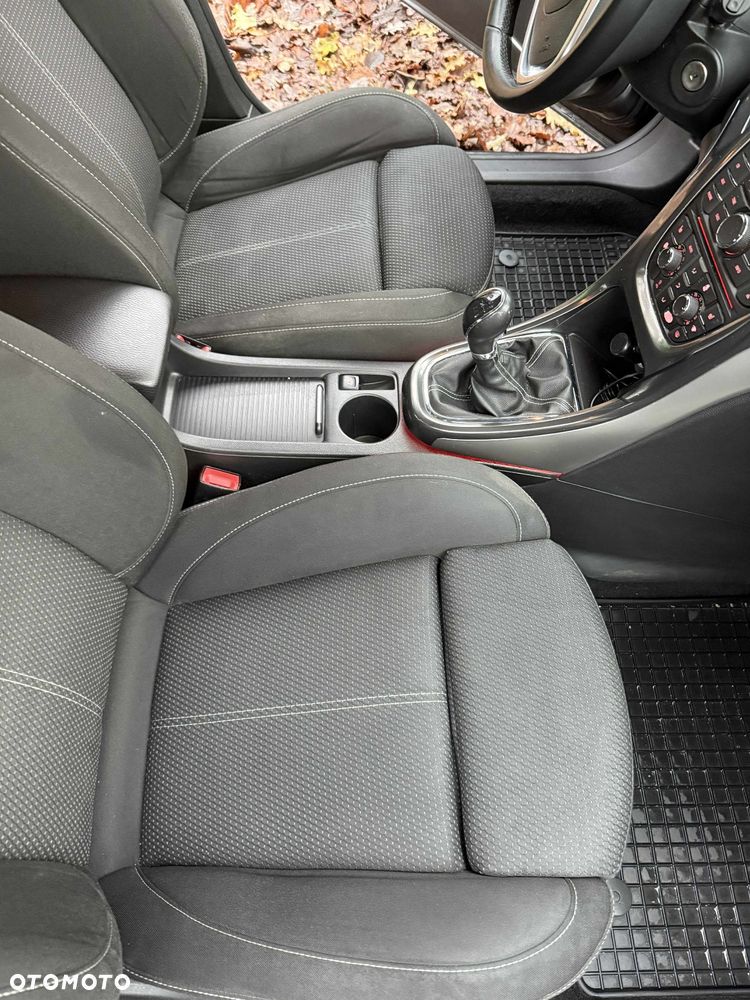 Opel Astra 1.4 T Cosmo S&S - 16