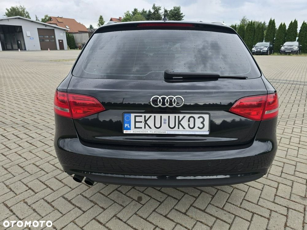 Audi A4 Avant - 8