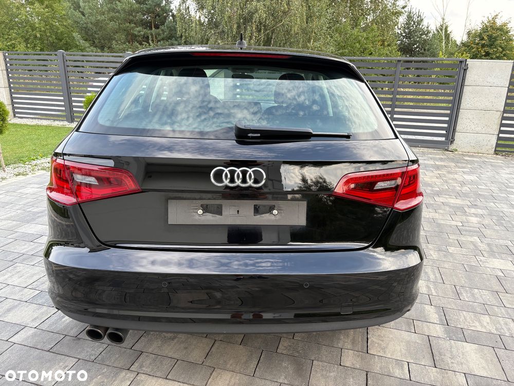 Audi A3 Sportback 1.4 TFSI Ambiente - 5