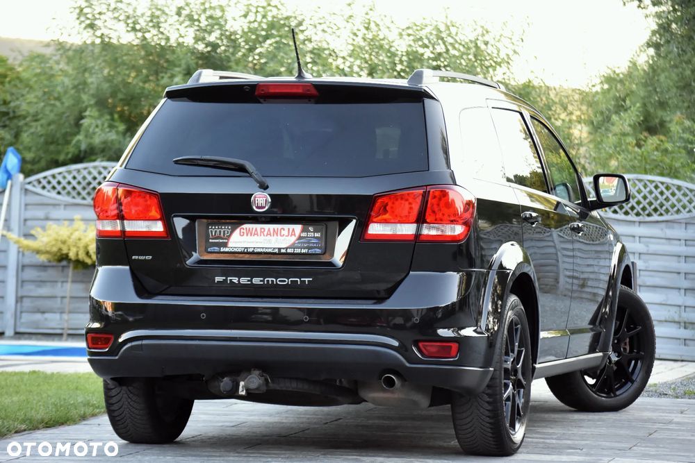 Fiat Freemont 2.0 Multijet 16V DPF Automatik Allrad Black Code - 17