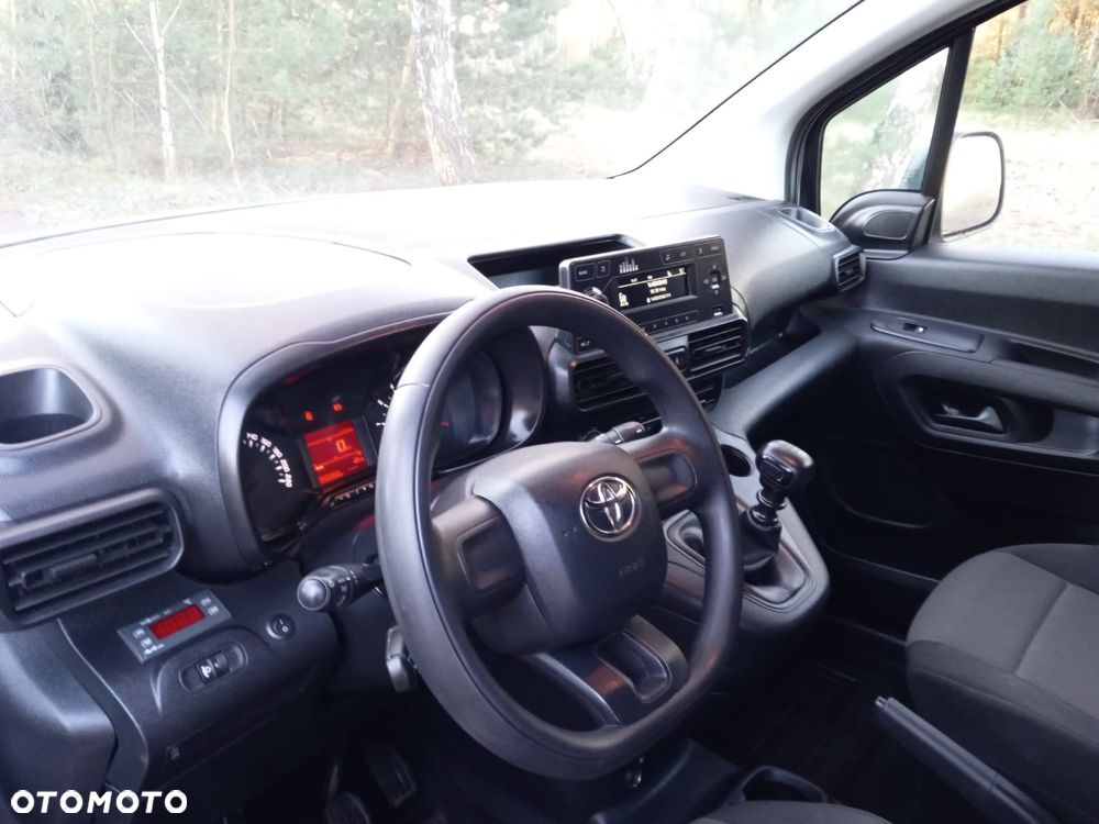 Toyota PROACE CITY - 13