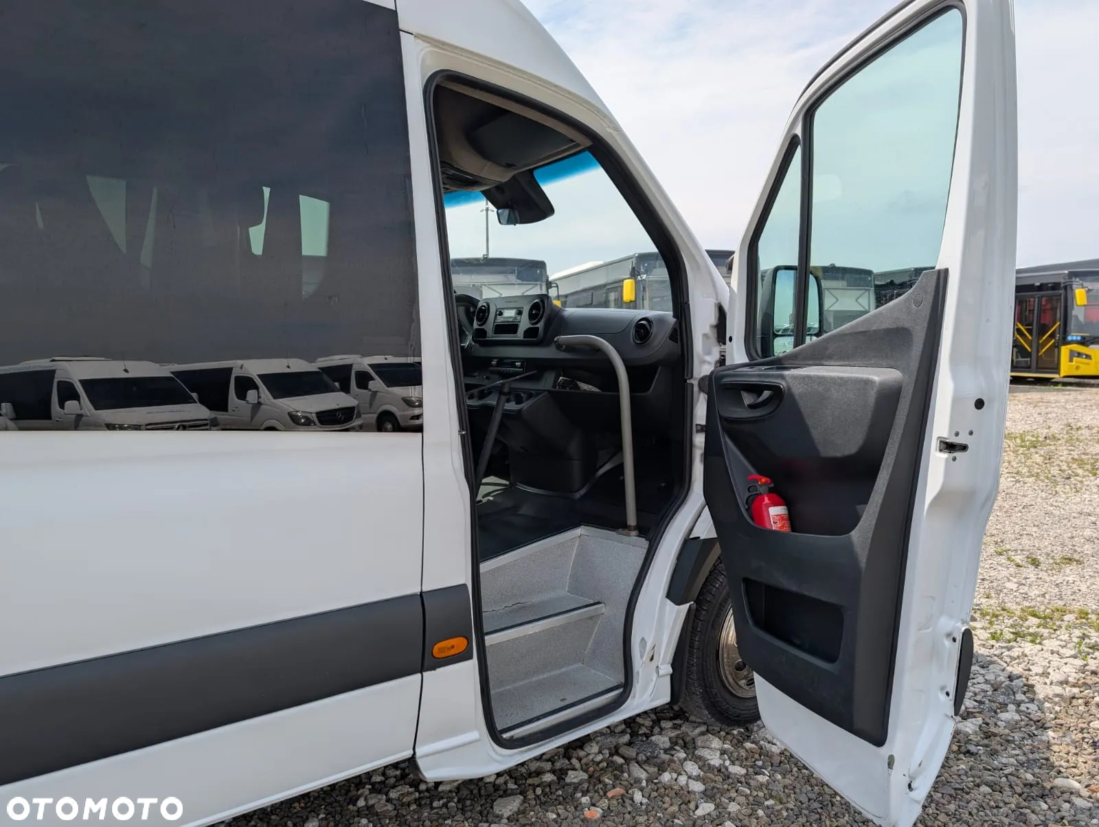 Mercedes-Benz Sprinter 516 - 13