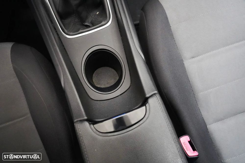 Toyota Avensis 1.6 D-4D Comfort - 14