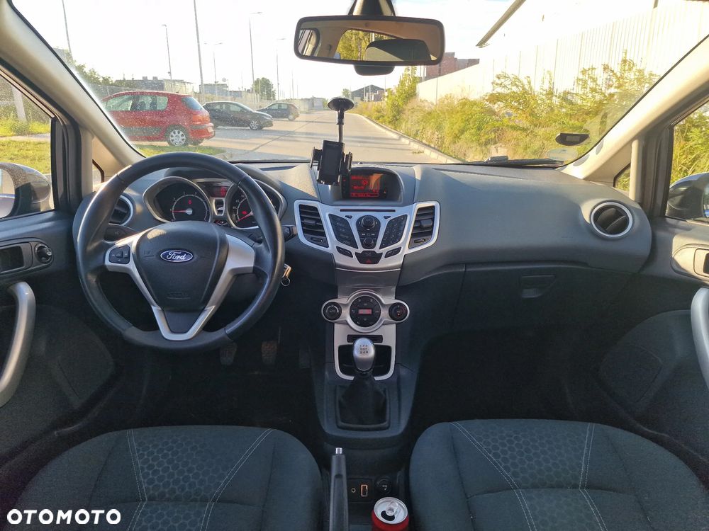 Ford Fiesta - 9