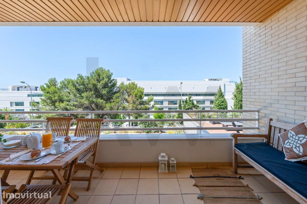Apartamento com Vista Rio  no Alto de Algés - Grande imagem: 4/48