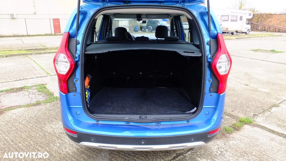 Dacia Lodgy TCe 115 Stepway - 23