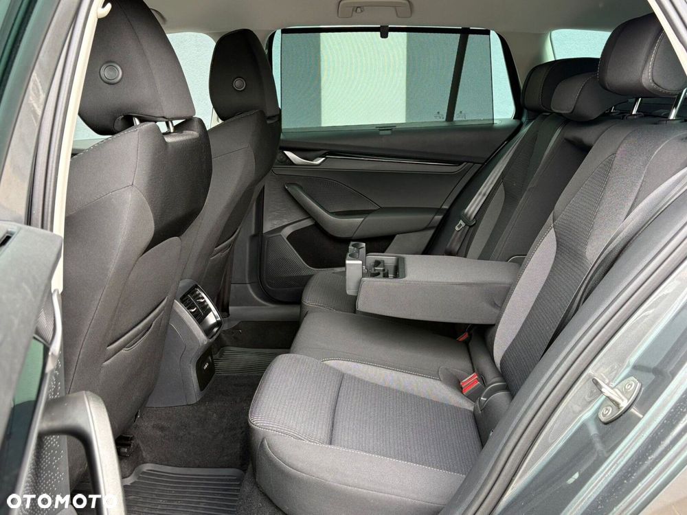 Skoda Octavia 1.5 TSI Selection - 13