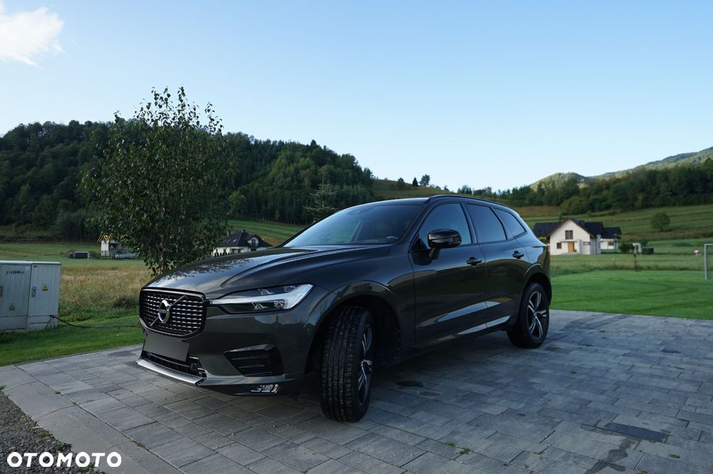 Volvo XC 60 B4 D AWD R-Design - 3