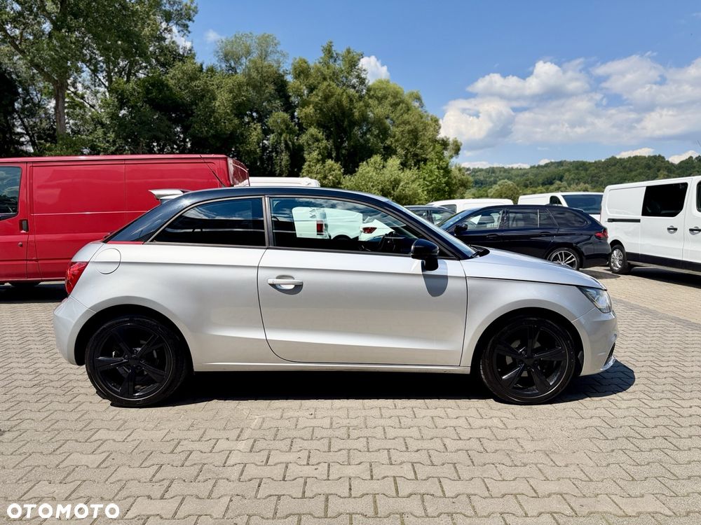 Audi A1 3-drzwiowe 1.2 TFSI S line edition m S line Sportpaket - 4