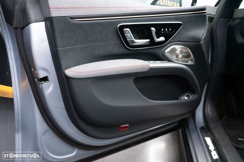 Mercedes-Benz EQS AMG 53 4Matic+ - 31