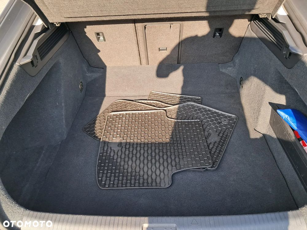 Volkswagen Arteon 2.0 TSI Elegance DSG - 32