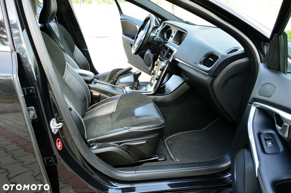 Volvo V40 D4 RDesign - 24
