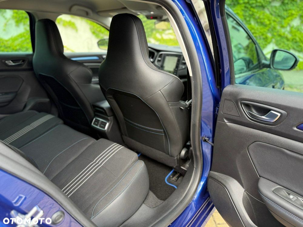 Renault Megane TCe 140 GPF GT LINE - 11