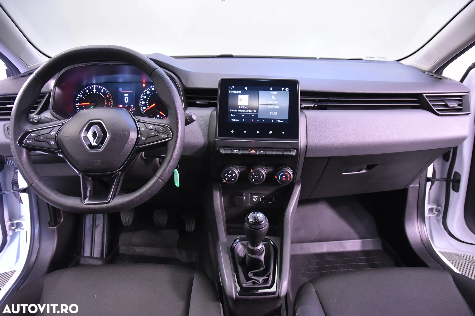 Renault Clio - 9