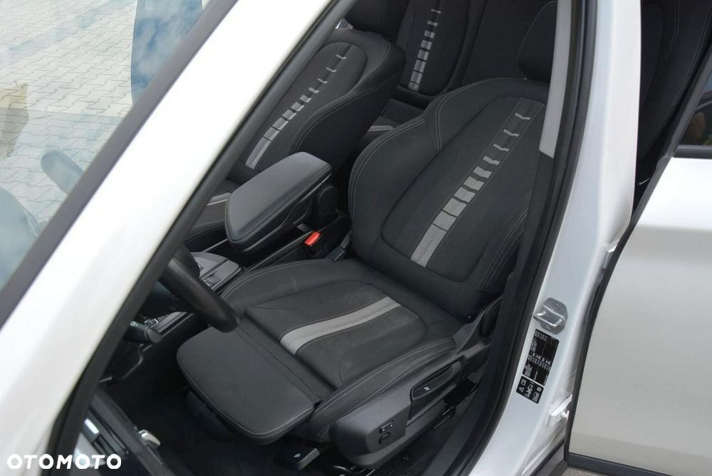 BMW X1 xDrive20d Advantage - 20