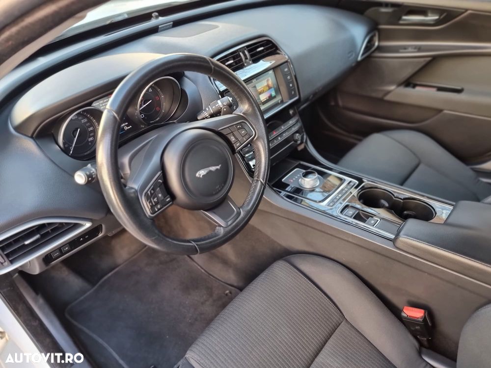 Jaguar XE E-Performance Aut. Portfolio - 16