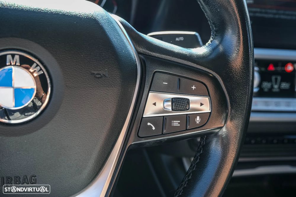 BMW 318 d Auto - 9