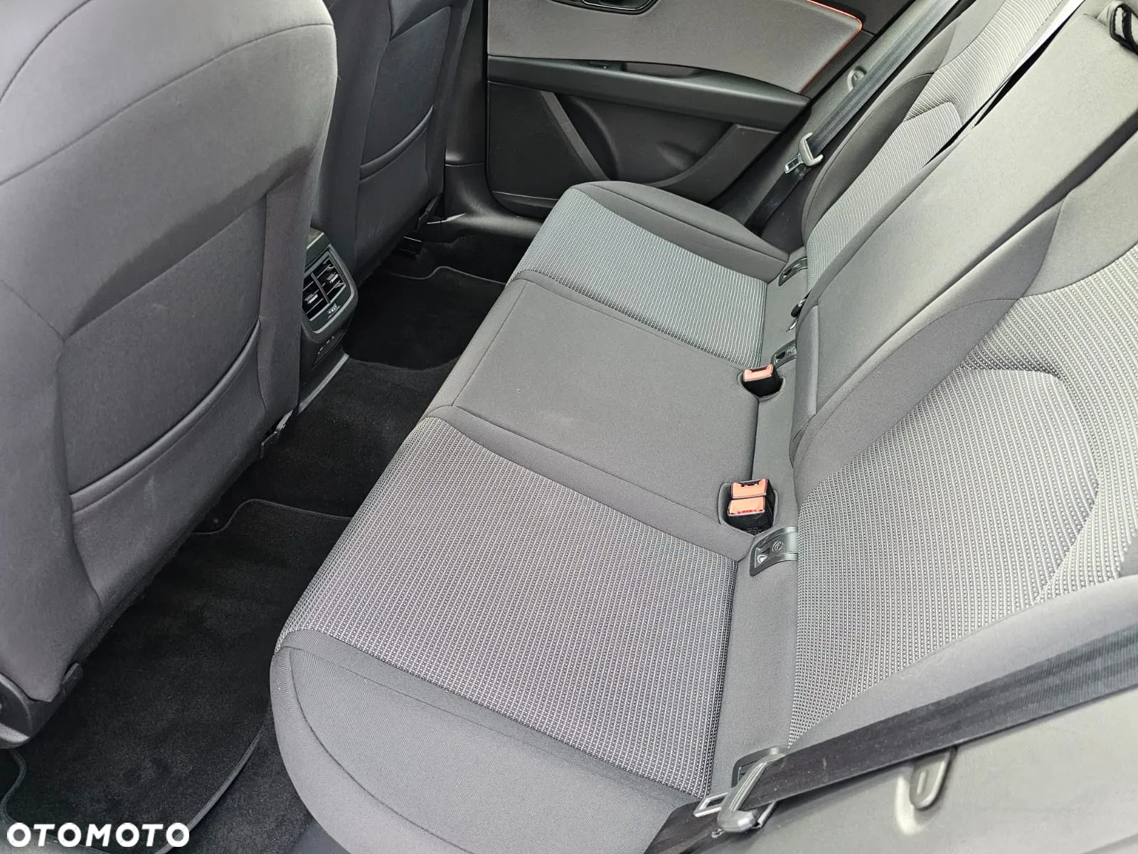 Seat Leon 1.6 TDI DSG Xcellence - 24