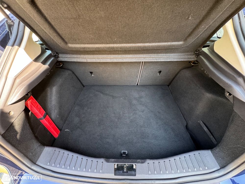 Ford Focus 1.0 SCTi Titanium - 18