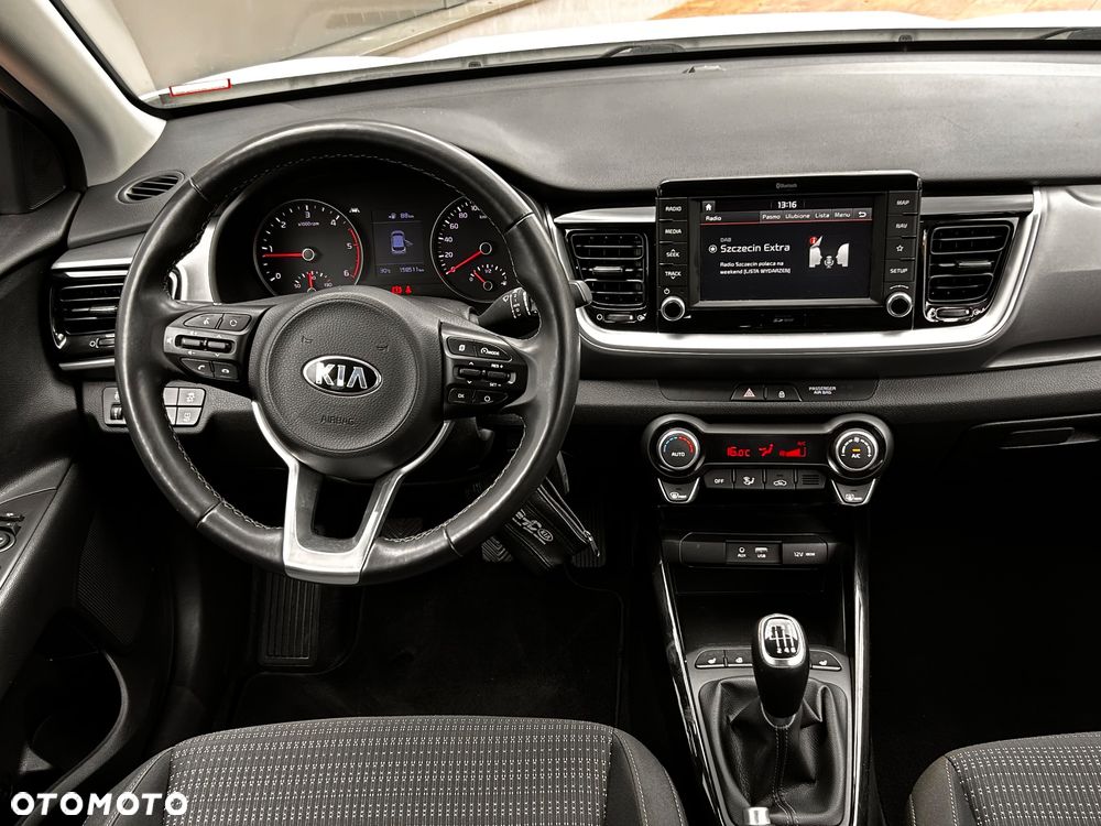 Kia Stonic - 23