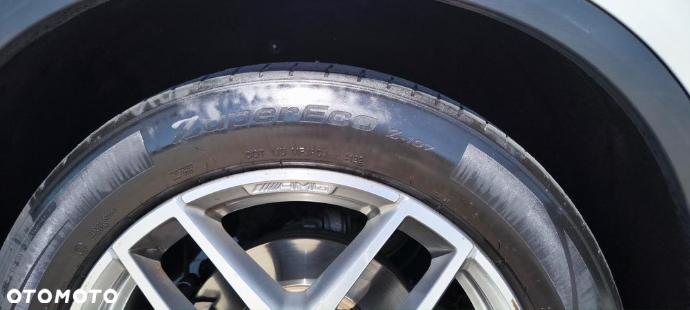 Mercedes-Benz GLC 220 d 4-Matic - 3