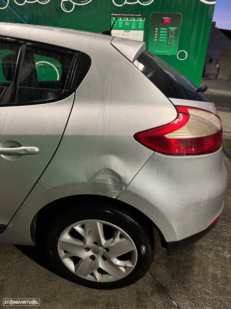 Renault Mégane ENERGY dCi 110 Start & Stop Dynamique - 25