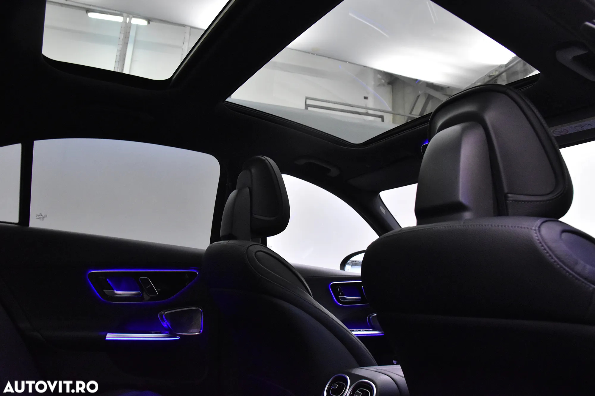 Mercedes-Benz C 300 d Aut - 25