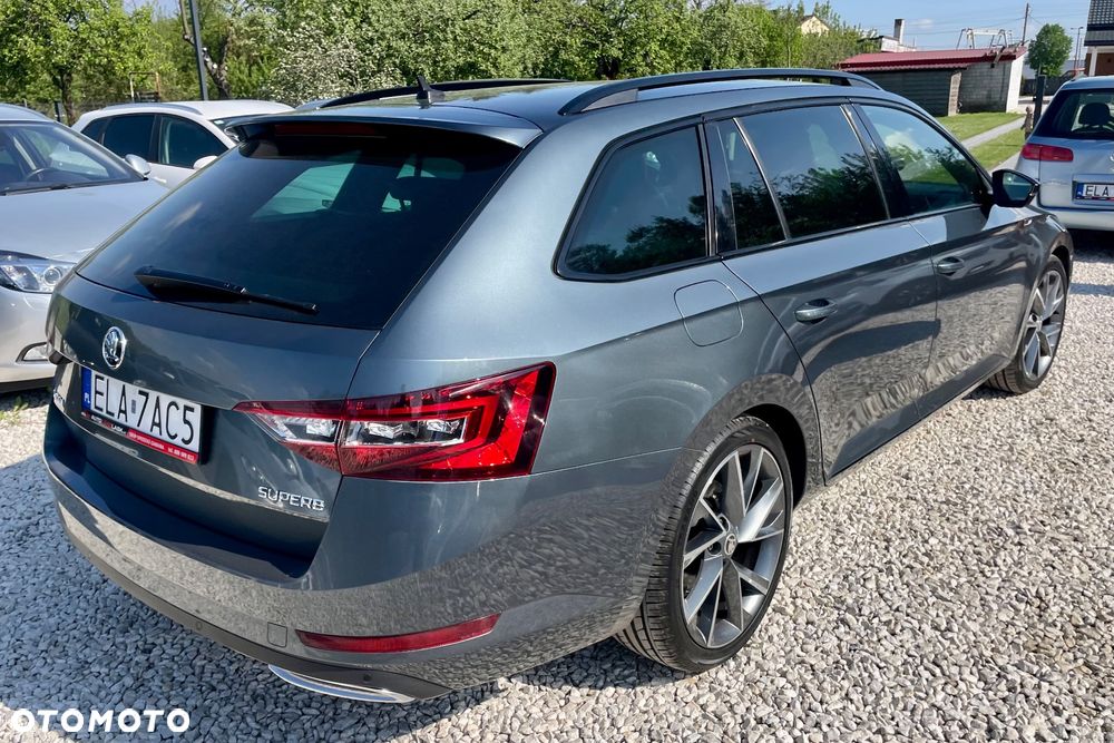 Skoda Superb 2.0 TDI DSG Sportline - 24