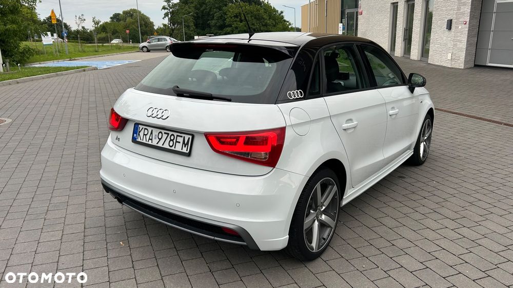 Audi A1 Sportback 1.2 TFSI S line Sportpaket - 9