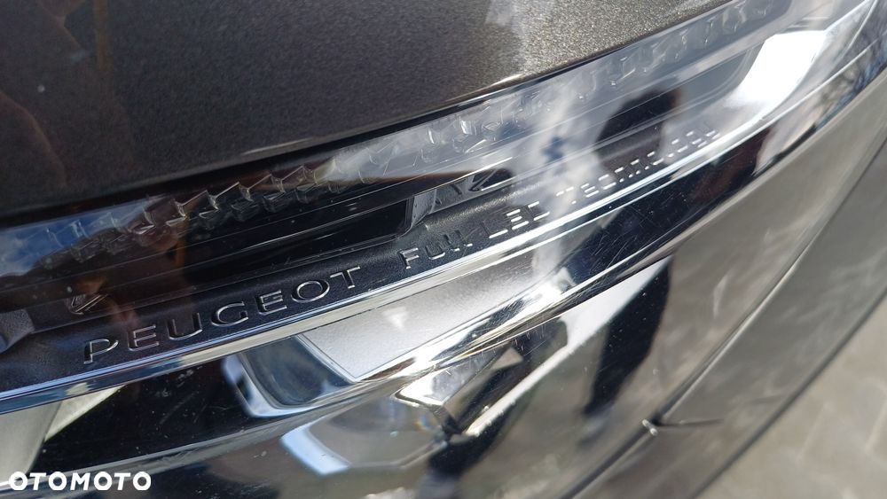 Peugeot 5008 2.0 BlueHDi GT S&S EAT8 - 28