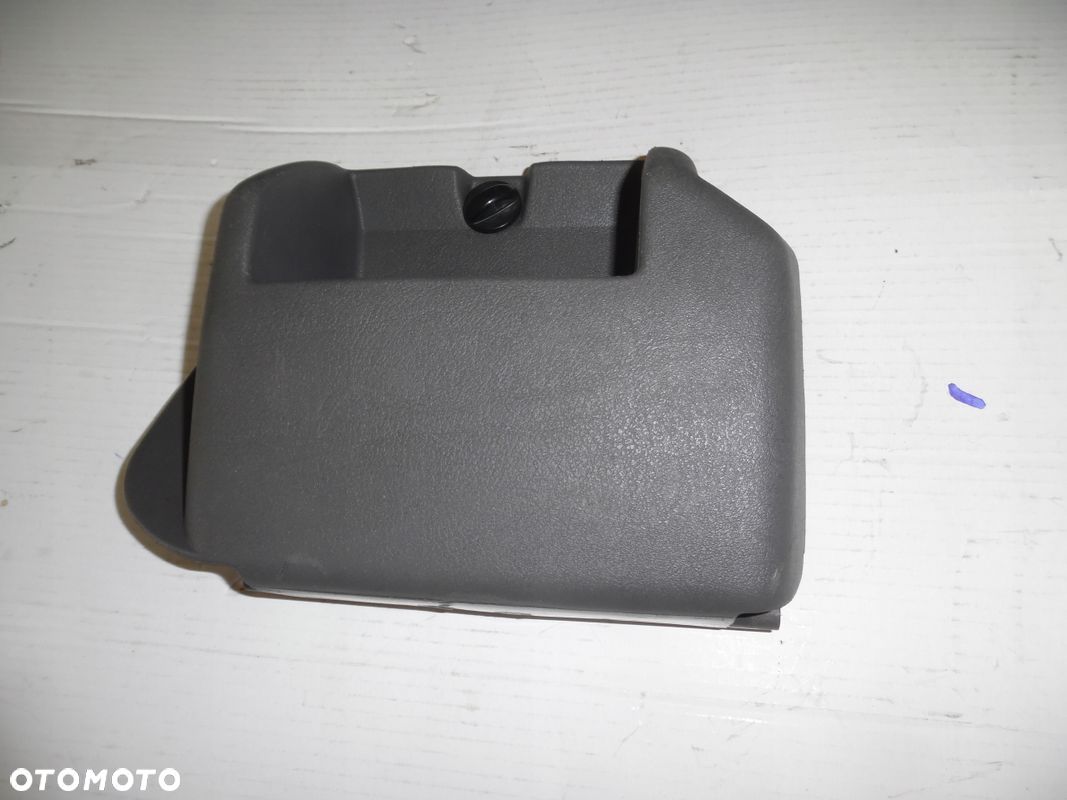 VW T4 96- SCHOWEK BEZPIECZNIKÓW KIESZEŃ POD DESKĘ - 1