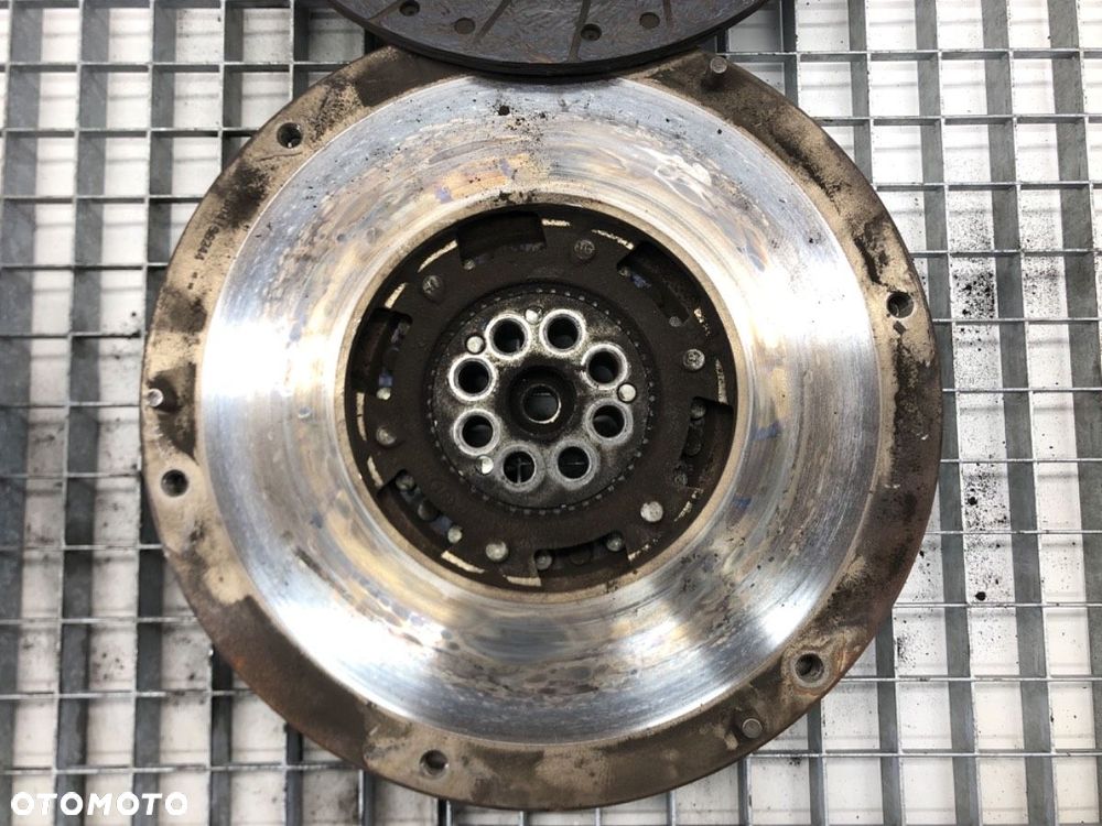 SPRZĘGŁO  IVECO DAILY VI Platforma / podwozie 2014 - 2022  5801591589 - 8