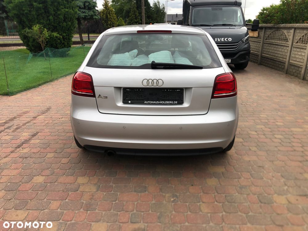 Audi A3 3-drzwiowe 1.6 S line Sportpaket (plus) - 6