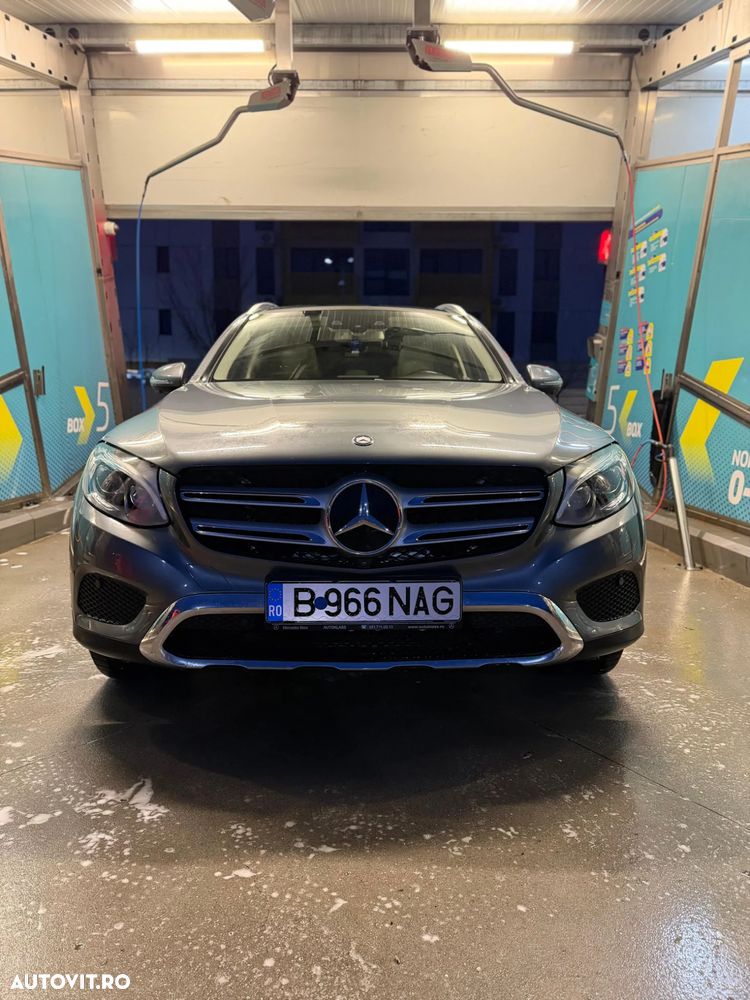 Mercedes-Benz GLC - 1