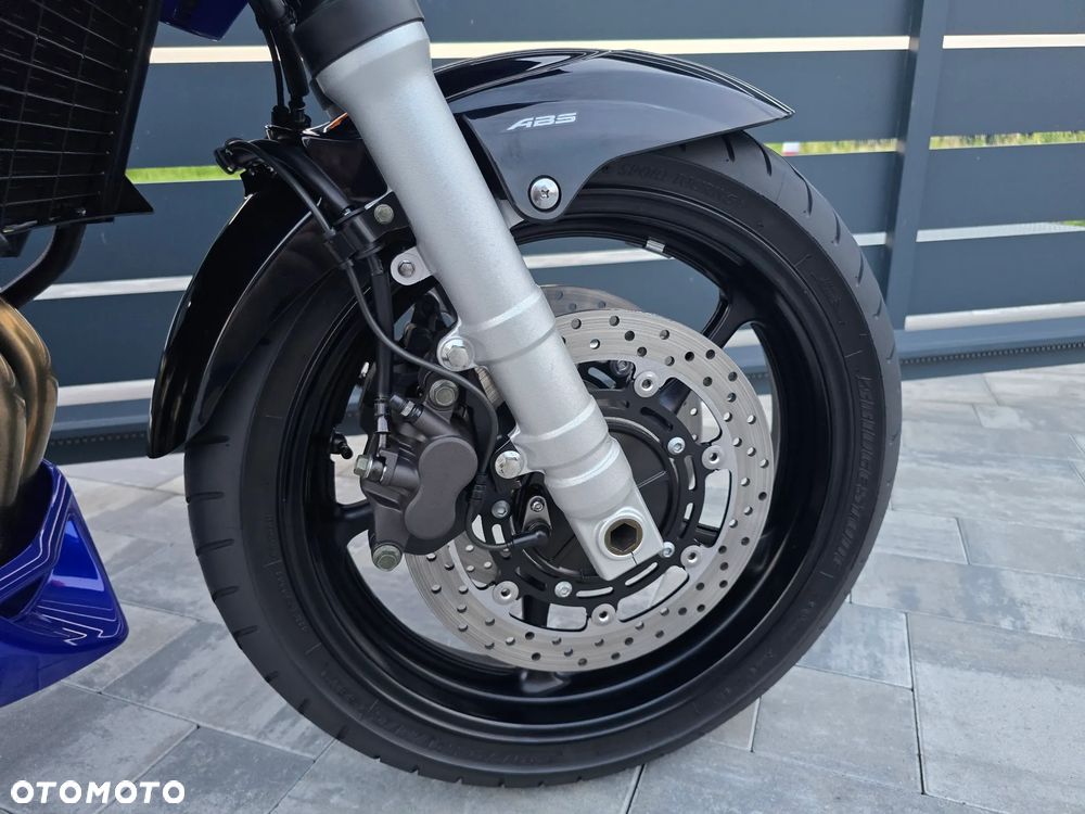 Yamaha FZ6 - 23