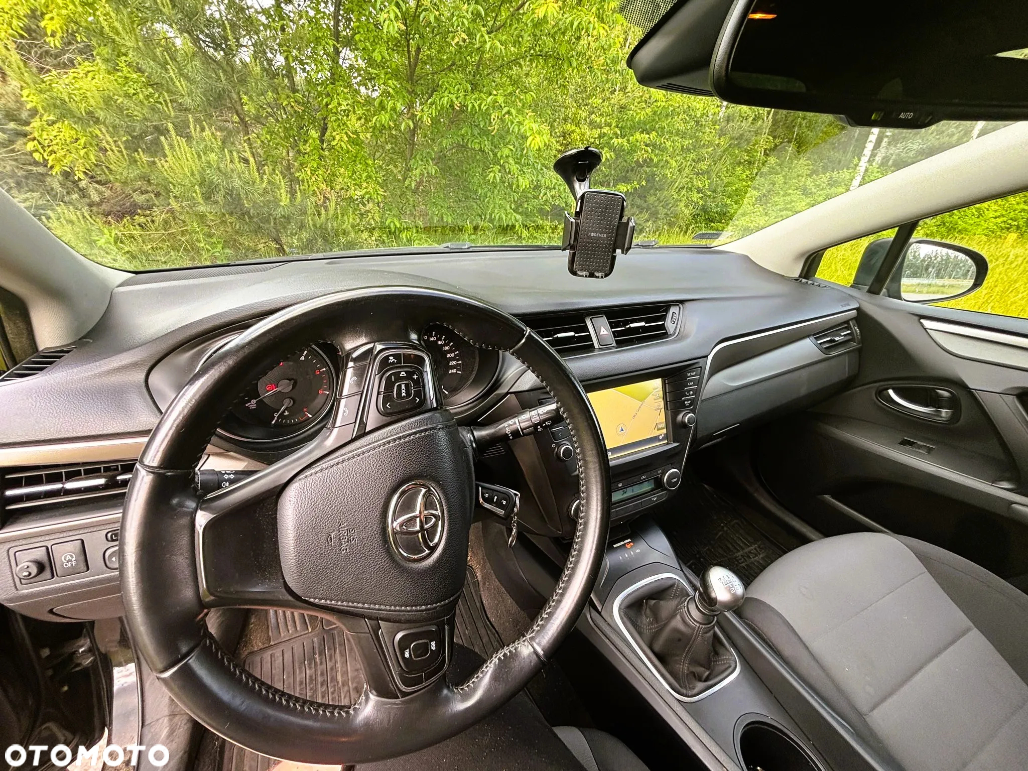 Toyota Avensis 1.6 D-4D Active - 5