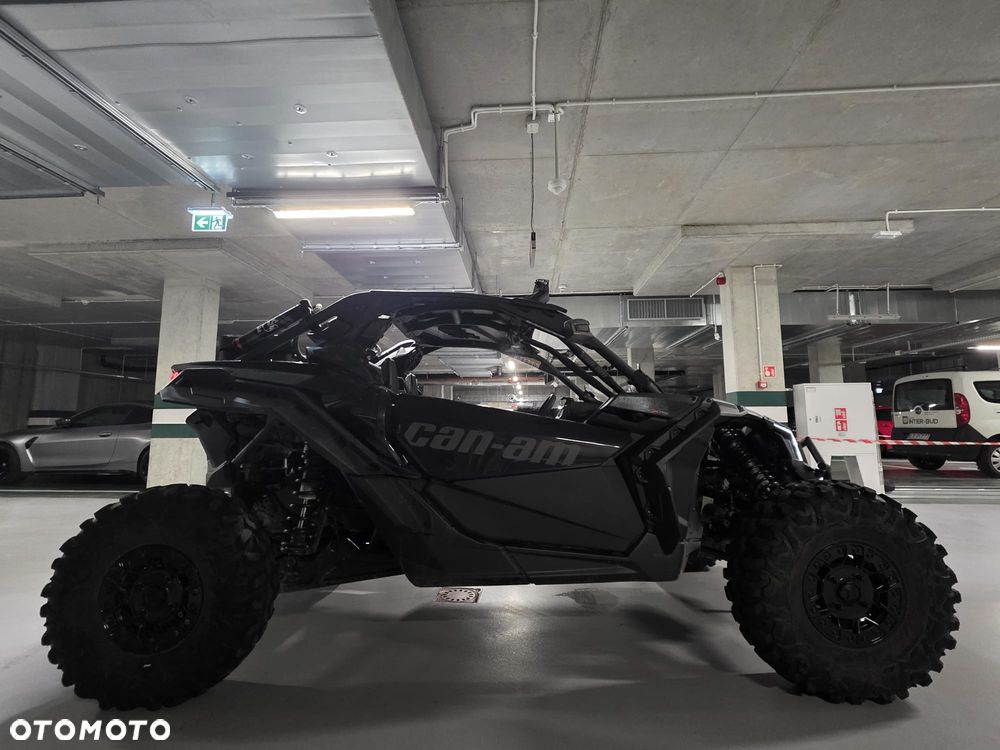 Can-Am Maverick - 3