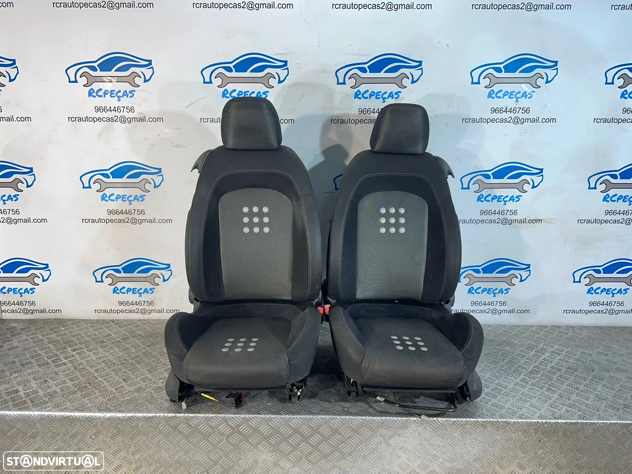 .Conjunto Bancos Fiat Grande Punto Sport 199 2 Portas 2005 - 2018 - 5