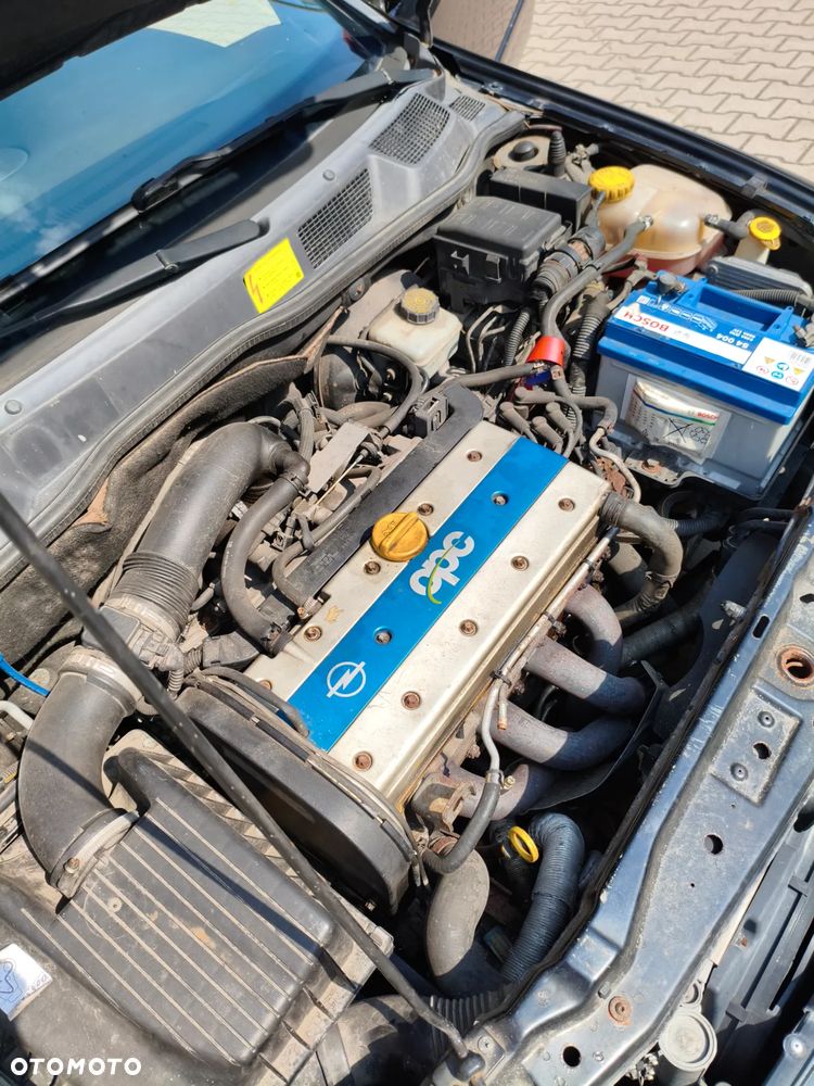 Opel Astra II 2.0 OPC - 9