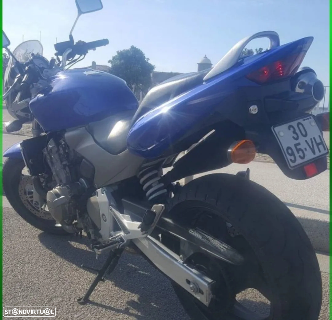 Honda Hornet F3 - 5