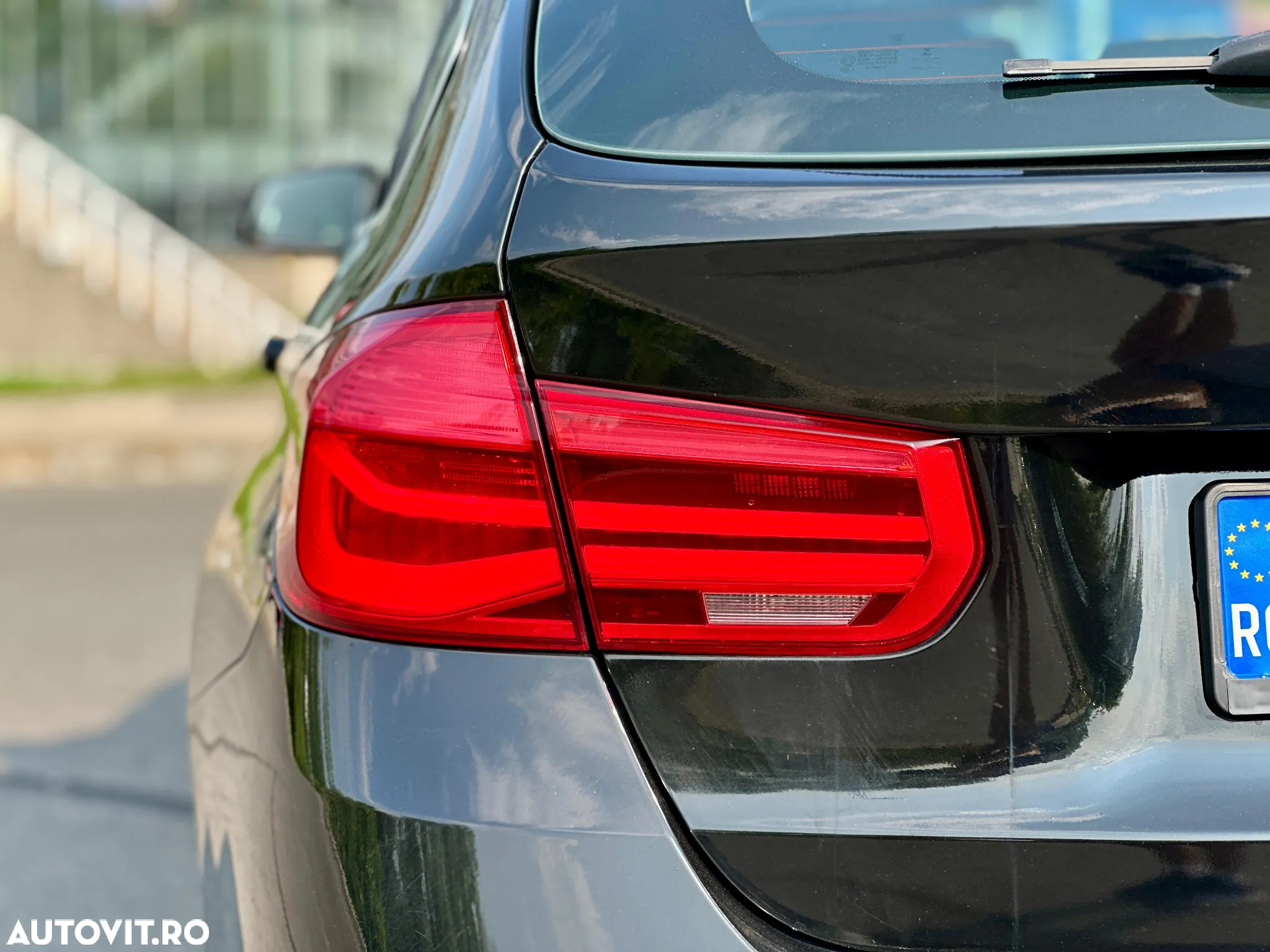 BMW Seria 3 320d Touring Aut. Efficient Dynamics Edition - 14